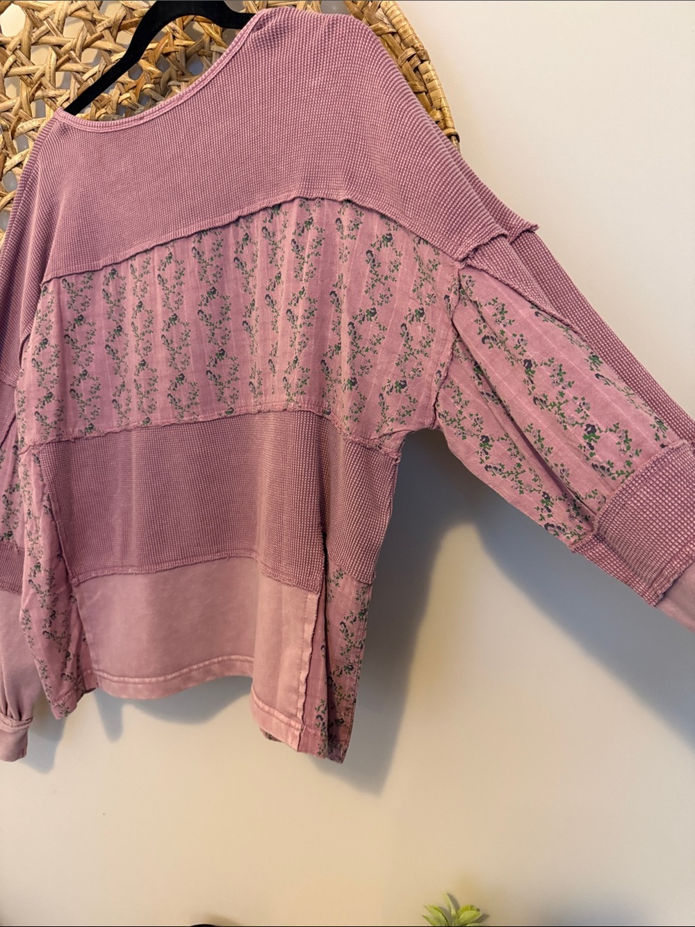 easel Mauve Patchwork Floral Henley Sweatshirt - Picture 9 of 15